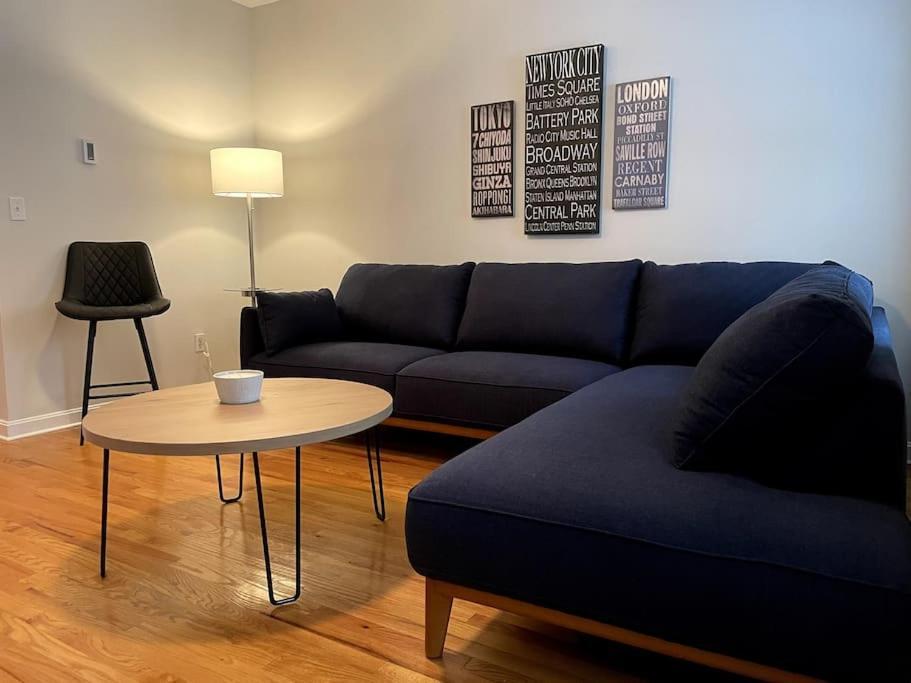 Lovely Two Bedroom Condo In South Boston Exterior foto