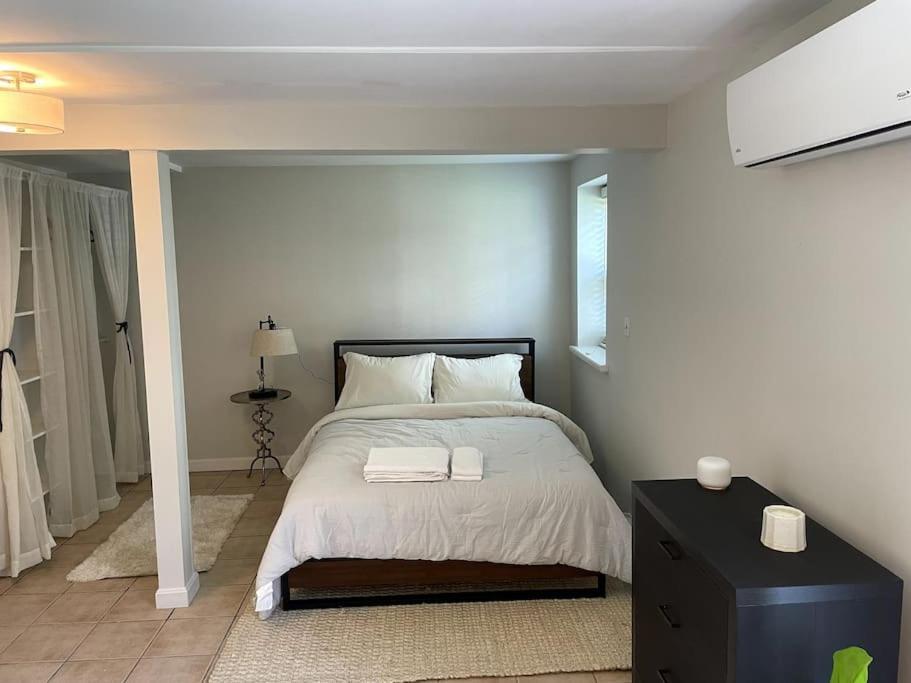 Lovely Two Bedroom Condo In South Boston Exterior foto